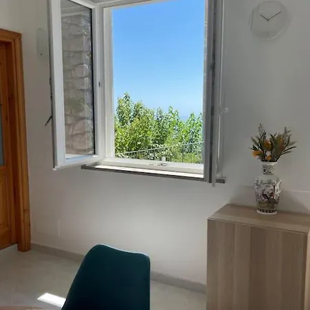 Seaview 2 Holiday home